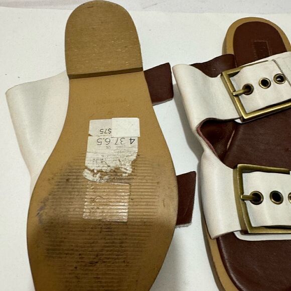 TOPSHOP Soft Leather White Buckled Strap Slippers, Size 6.5 (Retail $75) - Picture 5 of 6